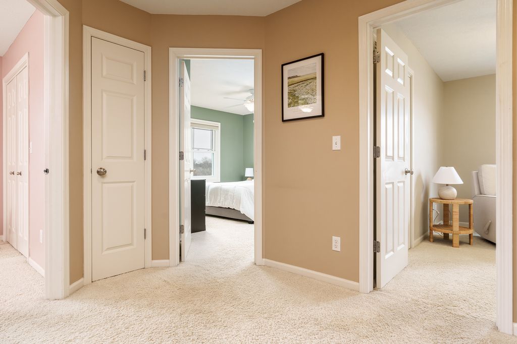 Image 36 of property listing at 486 Trent Lane, Loves Park, IL 61111