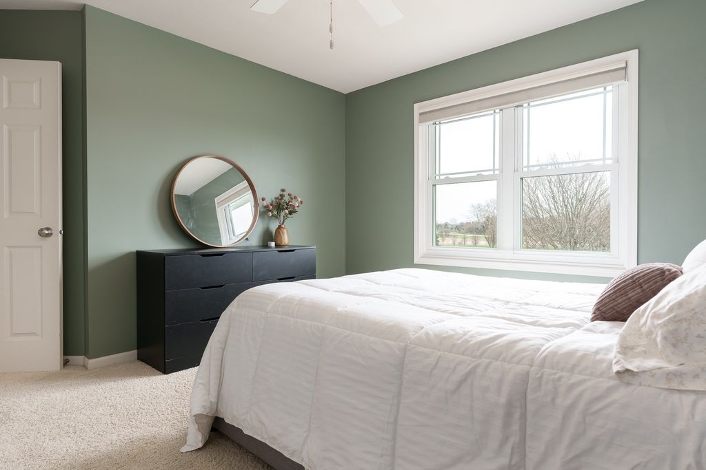 Image 41 of property listing at 486 Trent Lane, Loves Park, IL 61111