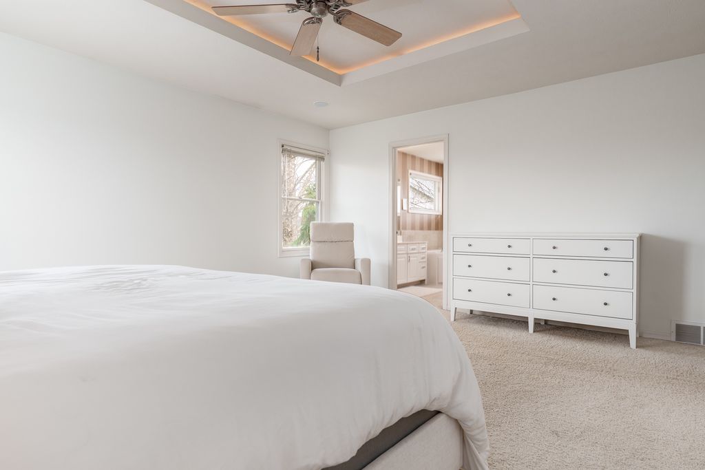 Image 46 of property listing at 486 Trent Lane, Loves Park, IL 61111