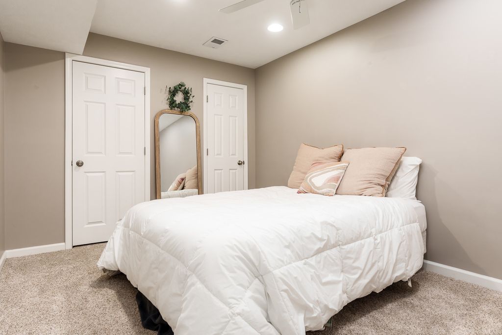 Image 57 of property listing at 486 Trent Lane, Loves Park, IL 61111