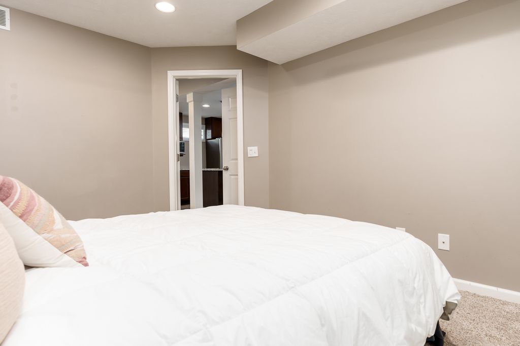 Image 58 of property listing at 486 Trent Lane, Loves Park, IL 61111