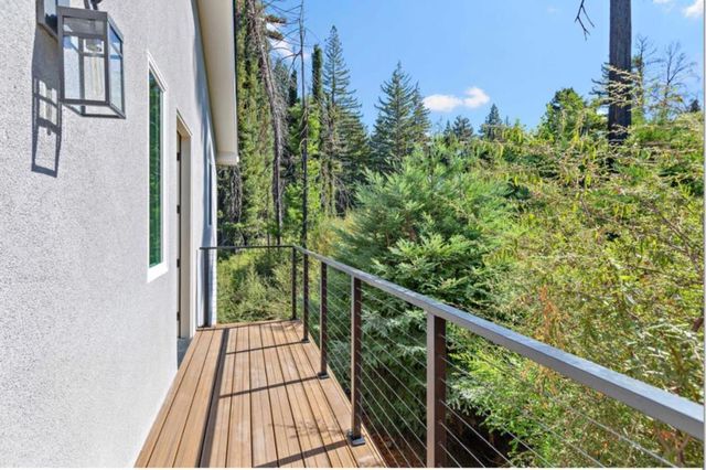 125 Fallen Leaf Drive, Boulder Creek, CA 95006