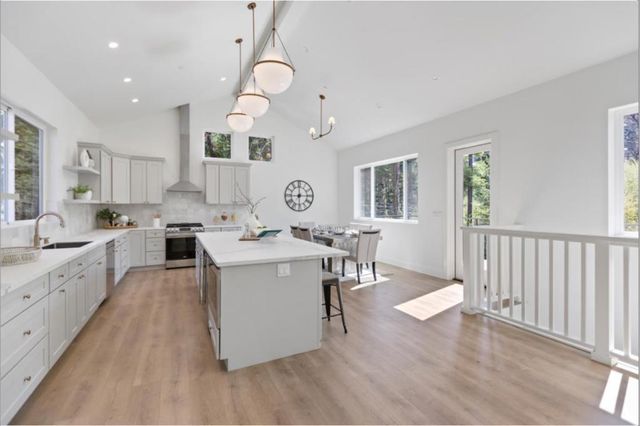125 Fallen Leaf Drive, Boulder Creek, CA 95006