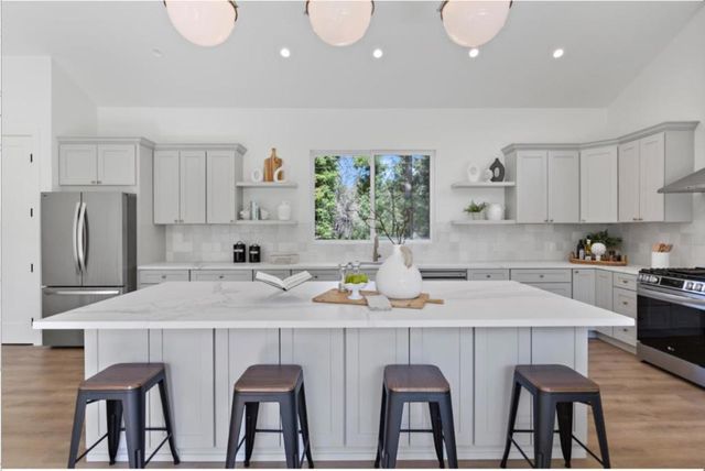 125 Fallen Leaf Drive, Boulder Creek, CA 95006