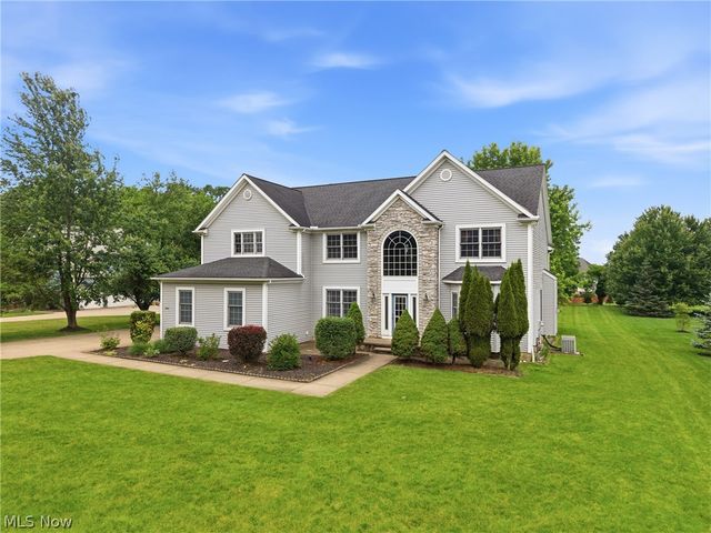 11678 Dunham Road, Sagamore Hills, OH 44067
