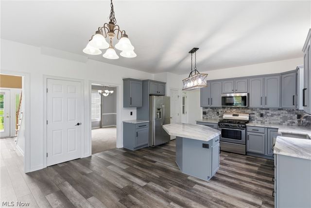 11678 Dunham Road, Sagamore Hills, OH 44067