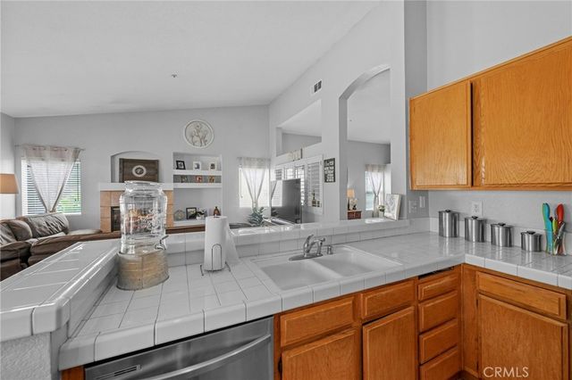 13760 Meadow Court, Fontana, CA 92337
