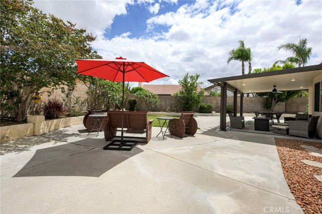 13760 Meadow Court, Fontana, CA 92337