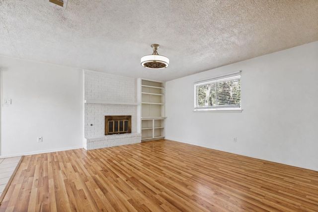 4703 Sagebrush CIR A, Austin, TX 78745