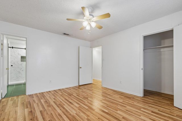 4703 Sagebrush CIR A, Austin, TX 78745