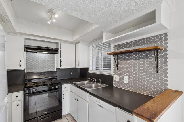 4703 Sagebrush CIR A, Austin, TX 78745