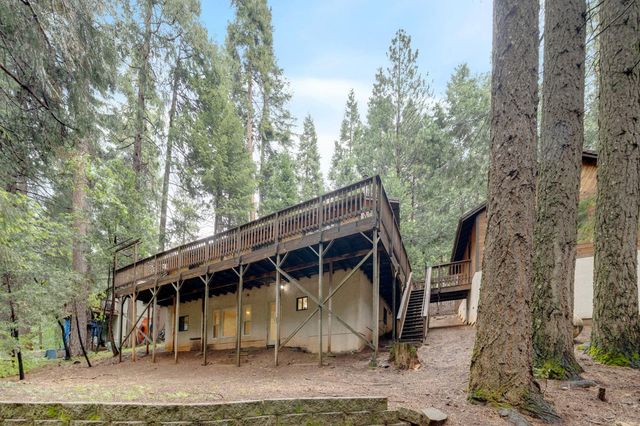 7184 Pine Cone Dr, Pollock Pines, CA 95726