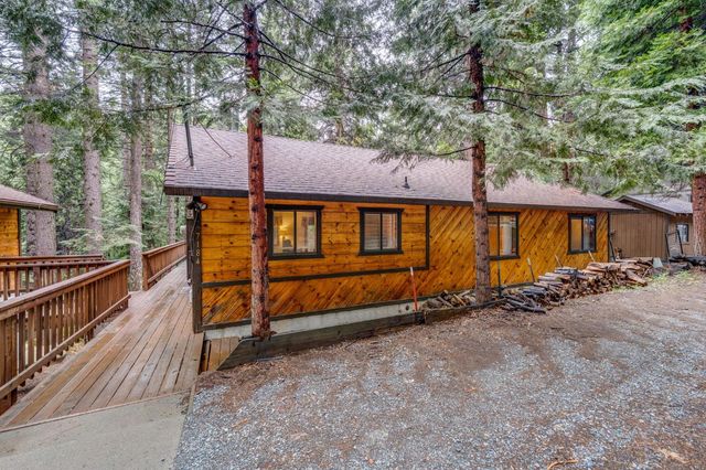 7184 Pine Cone Dr, Pollock Pines, CA 95726