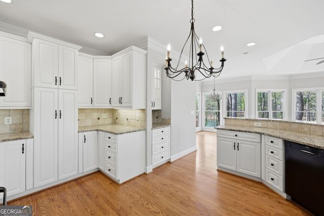 3176 Deepwater Drive, Gainesville, GA 30506