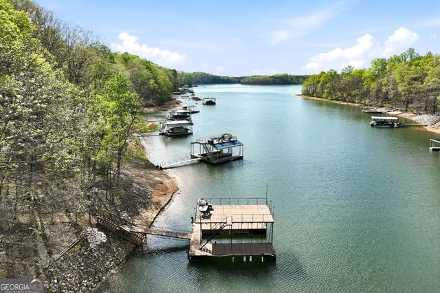 3176 Deepwater Drive, Gainesville, GA 30506