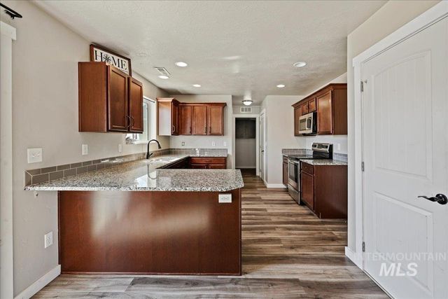 3444 S Avondale, Nampa, ID 83686