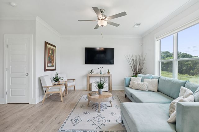 7547 Maggie Dr, Antioch, TN 37013