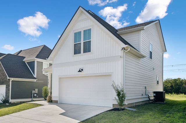 7547 Maggie Dr, Antioch, TN 37013