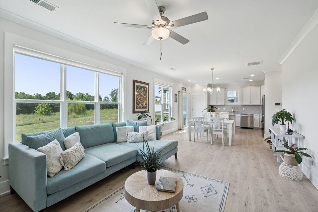 7547 Maggie Dr, Antioch, TN 37013