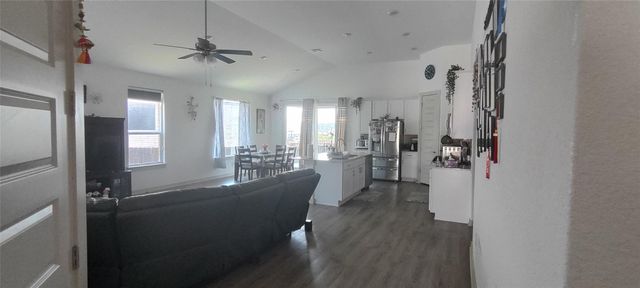1845 Flying Horseshoe BND, Georgetown, TX 78628