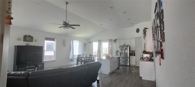 1845 Flying Horseshoe BND, Georgetown, TX 78628