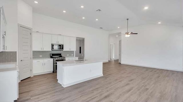 1845 Flying Horseshoe BND, Georgetown, TX 78628