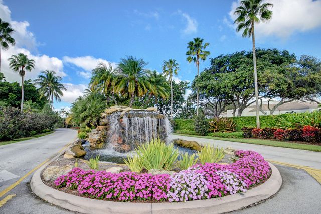 229 Walton Heath Drive, Atlantis, FL 33462