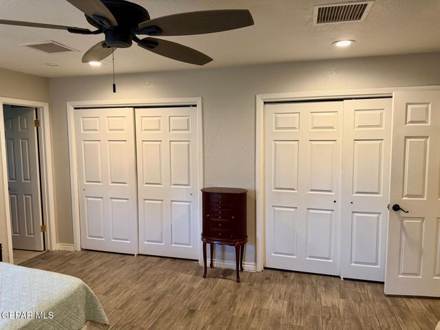 4921 VISTA GRANDE Circle, El Paso, TX 79922
