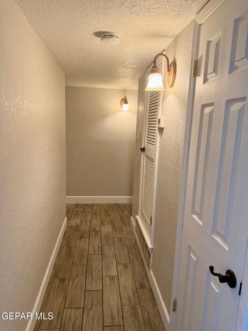 4921 VISTA GRANDE Circle, El Paso, TX 79922