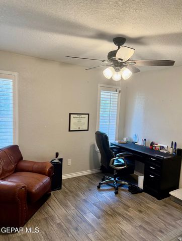 4921 VISTA GRANDE Circle, El Paso, TX 79922