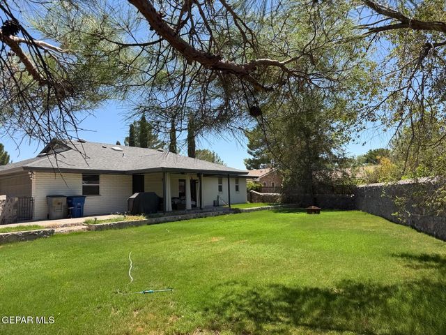 4921 VISTA GRANDE Circle, El Paso, TX 79922