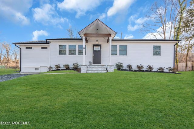 11 Bass Place, Howell, NJ 07731
