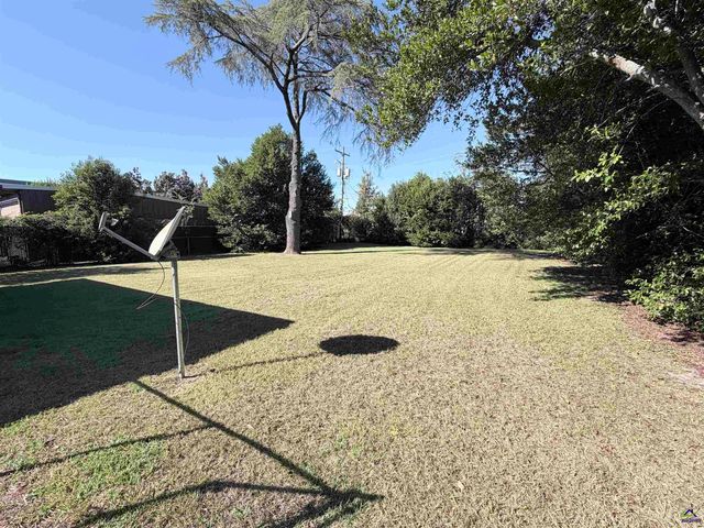 118 Meadowcliff Circle, Warner Robins, GA 31093