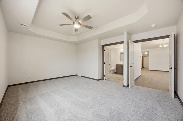 6270 21st Street S, Fargo, ND 58104