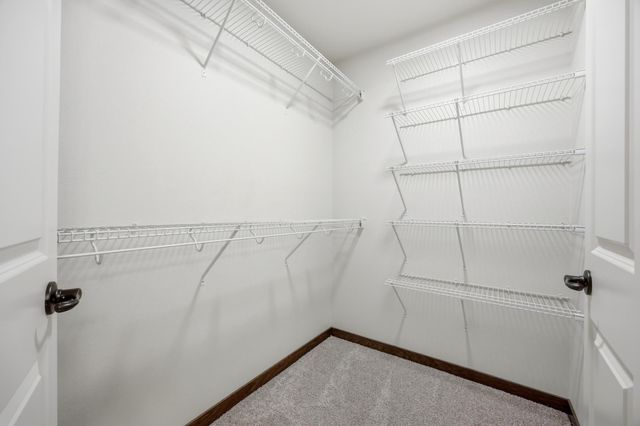 6270 21st Street S, Fargo, ND 58104