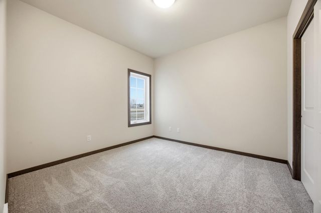 6270 21st Street S, Fargo, ND 58104