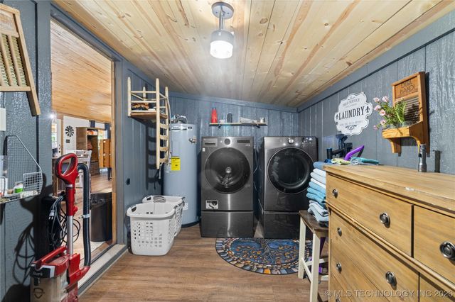 457848 E 1013 Road, Vian, OK 74962