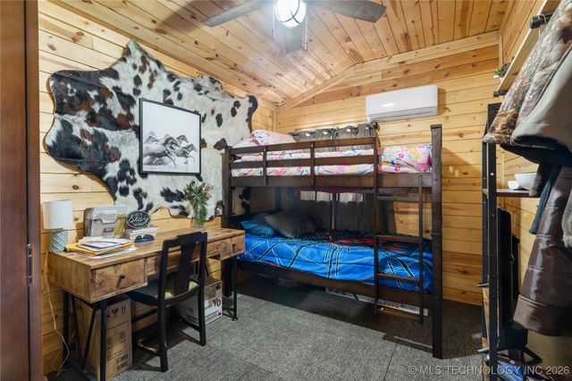 457848 E 1013 Road, Vian, OK 74962