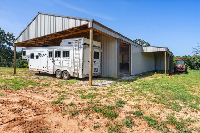 457848 E 1013 Road, Vian, OK 74962