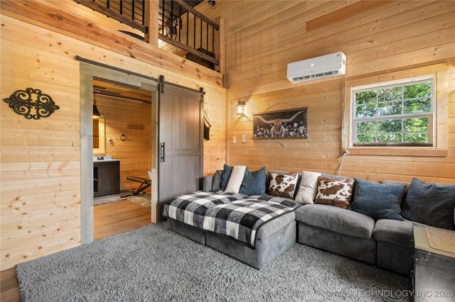 457848 E 1013 Road, Vian, OK 74962