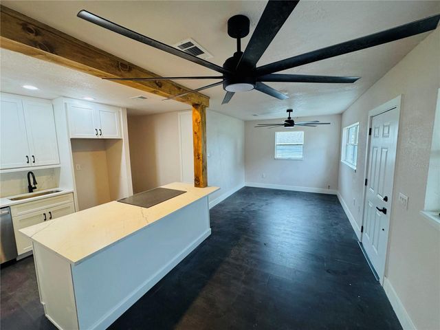 1222 AVENUE M, Haines City, FL 33844