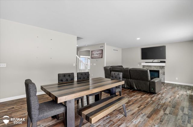 8224 Peninsula Circle, Grand Blanc, MI 48439