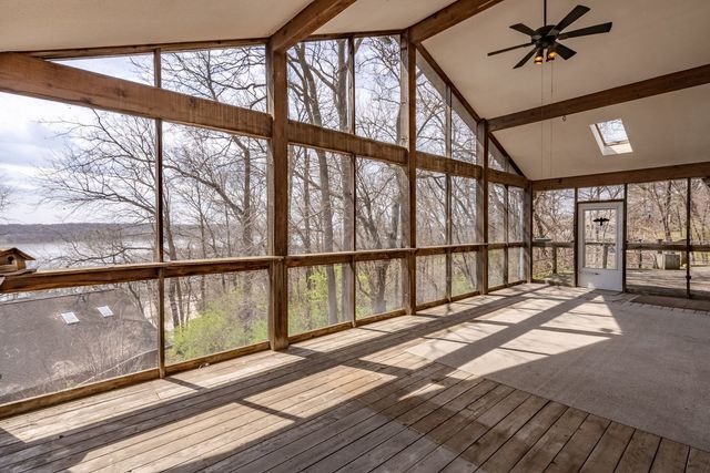 3 Walbrier Court, Leclaire, IA 52753