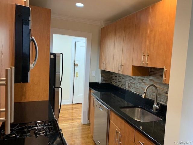 312 Main Street 3E, White Plains, NY 10601