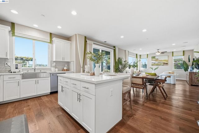 515 Tananger Heights Ln, Pleasant Hill, CA 94523