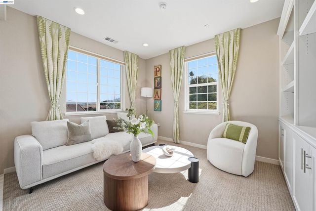 515 Tananger Heights Ln, Pleasant Hill, CA 94523