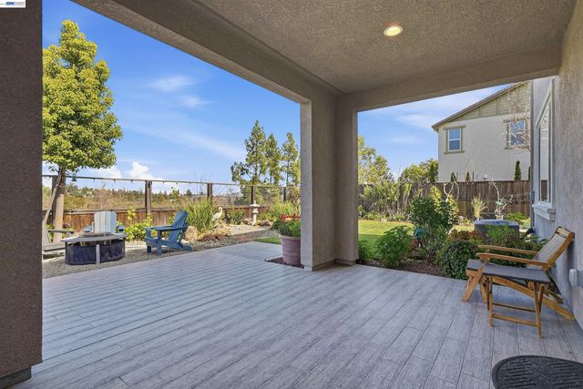 515 Tananger Heights Ln, Pleasant Hill, CA 94523