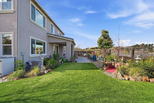 515 Tananger Heights Ln, Pleasant Hill, CA 94523