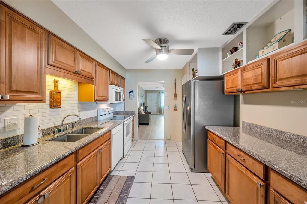 Image 16 of property listing at 11200 102ND AVENUE 119, Seminole, FL 33778