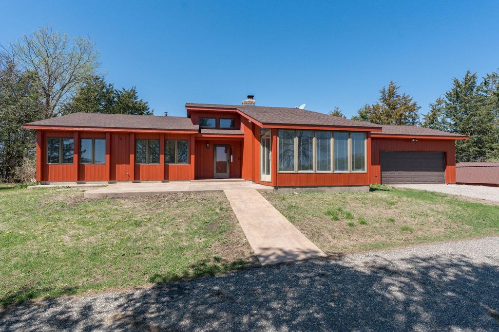 29558 Pumpkin Hill Road, Le Sueur, MN 56058 — photo 2